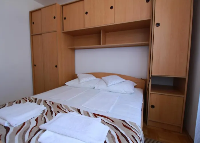 Kristina ゲストハウス 3*