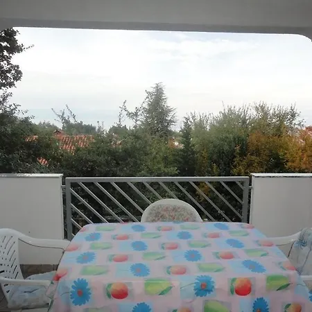 Kristina Guest house Malinska