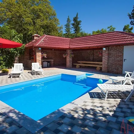 Kristina Πανσιόν 3*