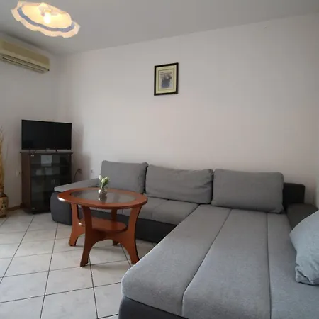 Πανσιόν Kristina Malinska